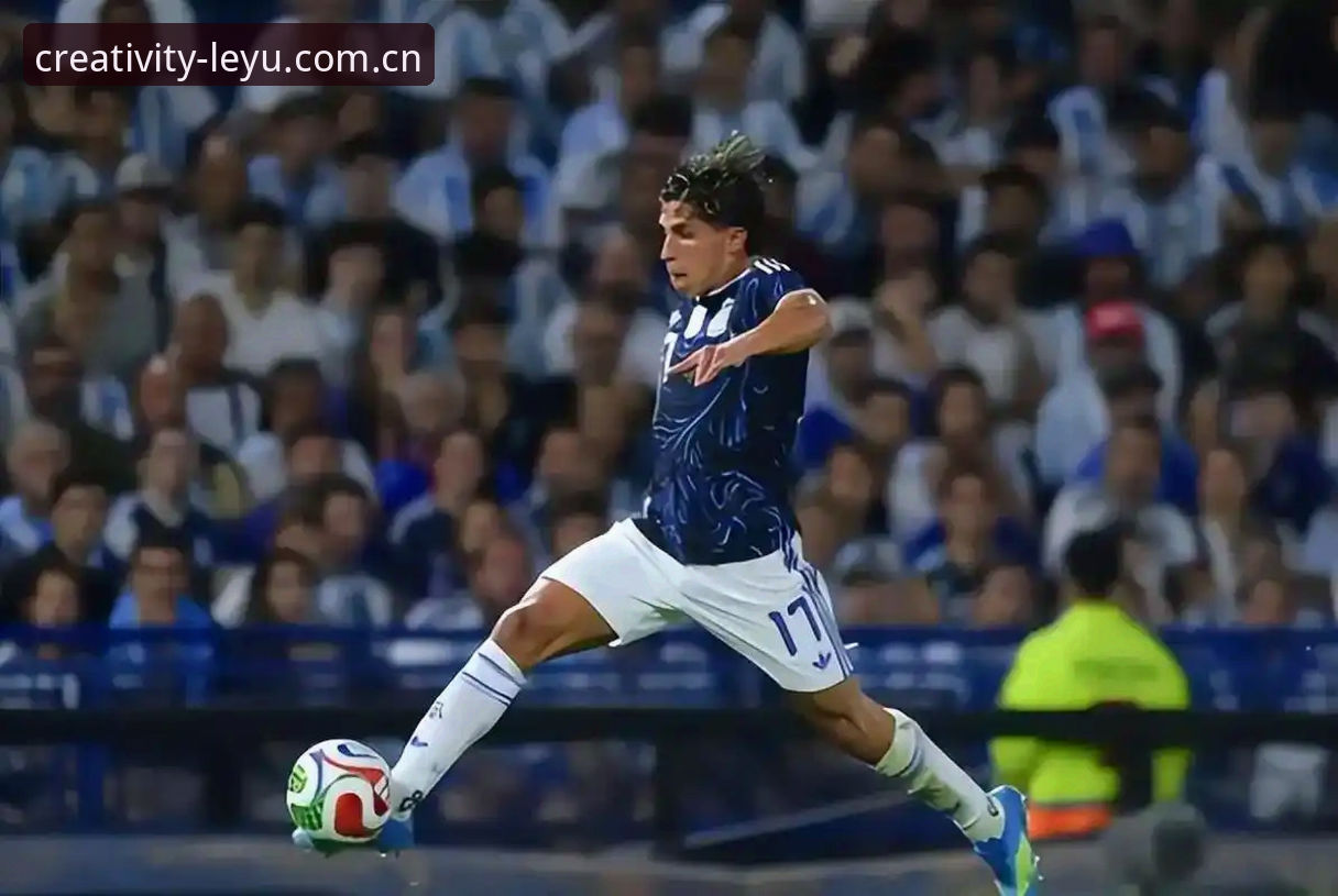 揭秘阿根廷2-0大胜背后：梅西缺阵，劳塔罗却成了意外主角